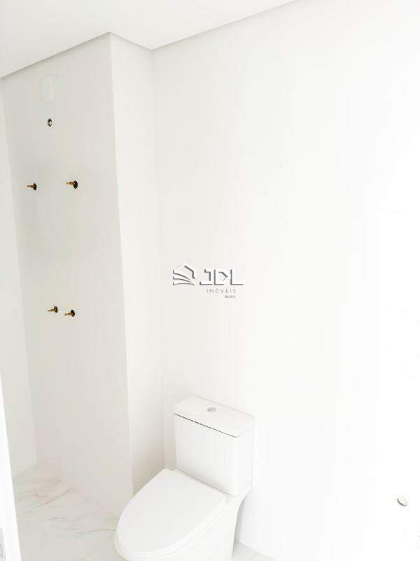 Apartamento à venda no bairro Tabuleiro: 