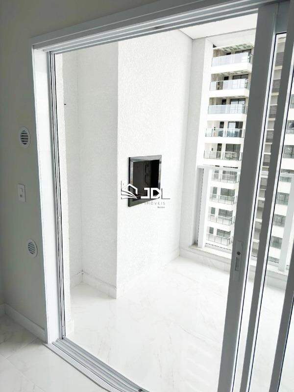 Apartamento à venda no bairro Tabuleiro: 
