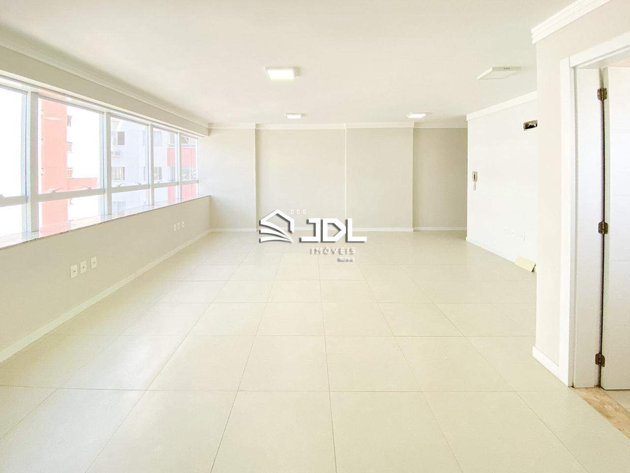 Sala à venda no bairro Centro: 