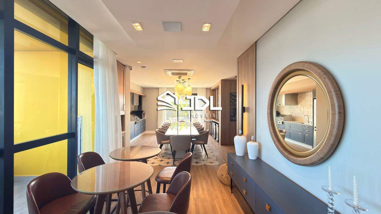 Apartamento à venda no bairro Centro: 