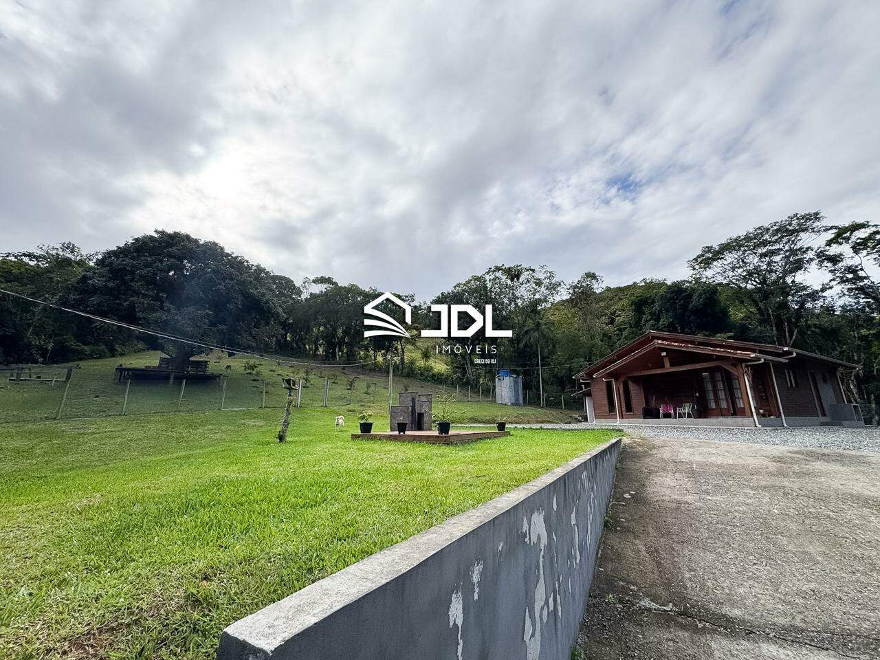 Sítio à venda no bairro Encano: 