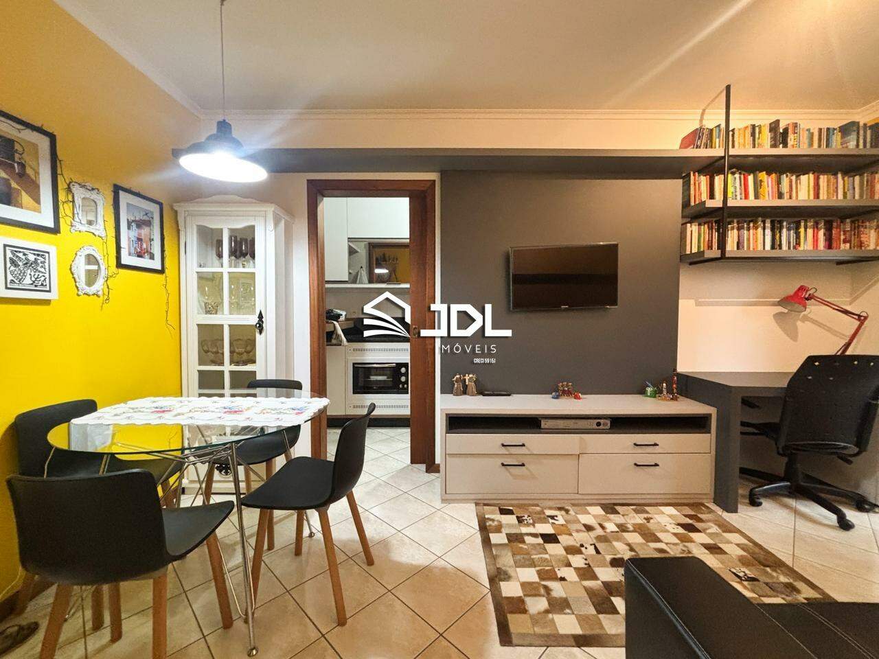 Apartamento à venda no bairro Victor Konder: 