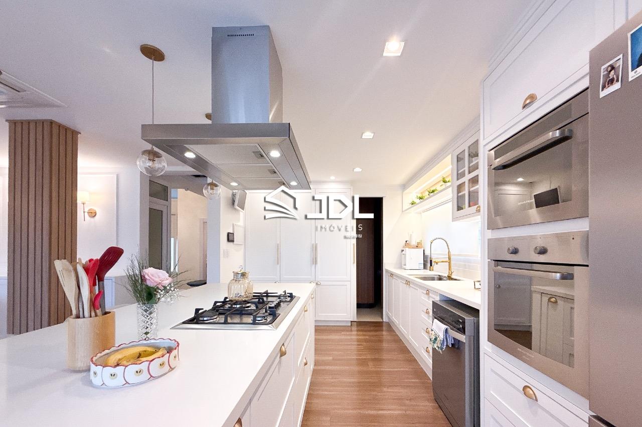 Casa à venda no bairro Velha: 