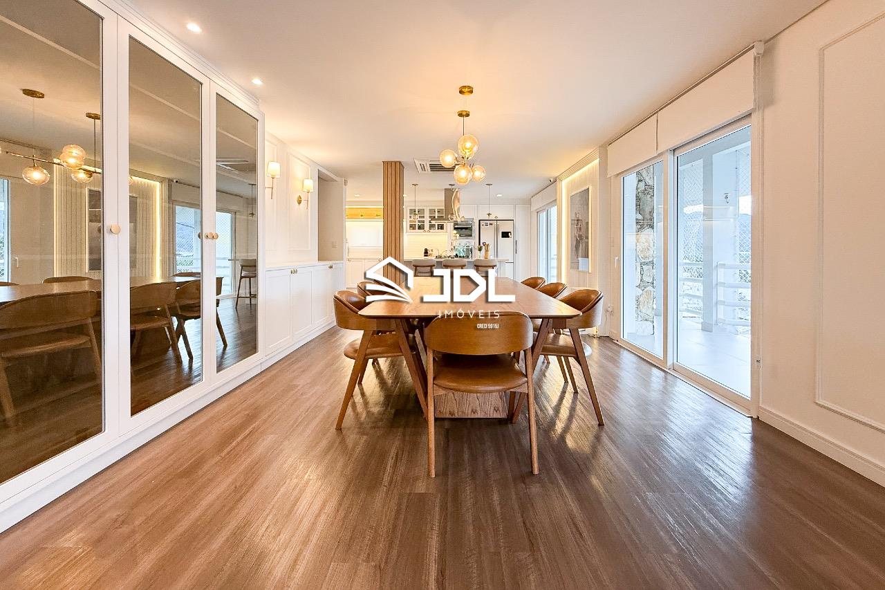 Casa à venda no bairro Velha: 