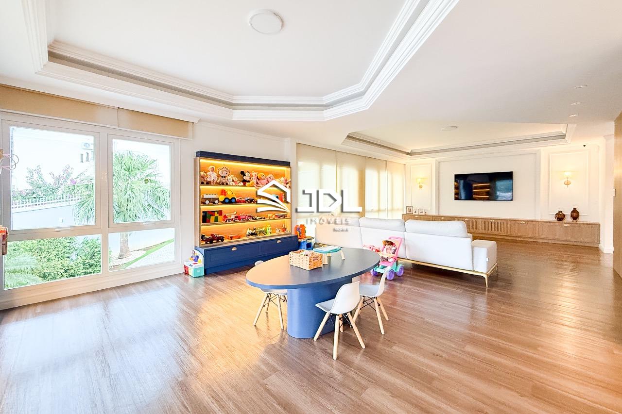 Casa à venda no bairro Velha: 