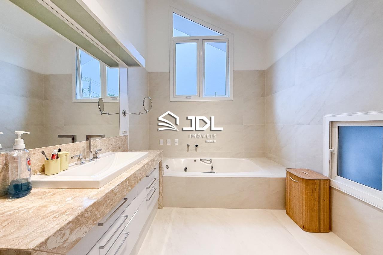 Casa à venda no bairro Velha: 