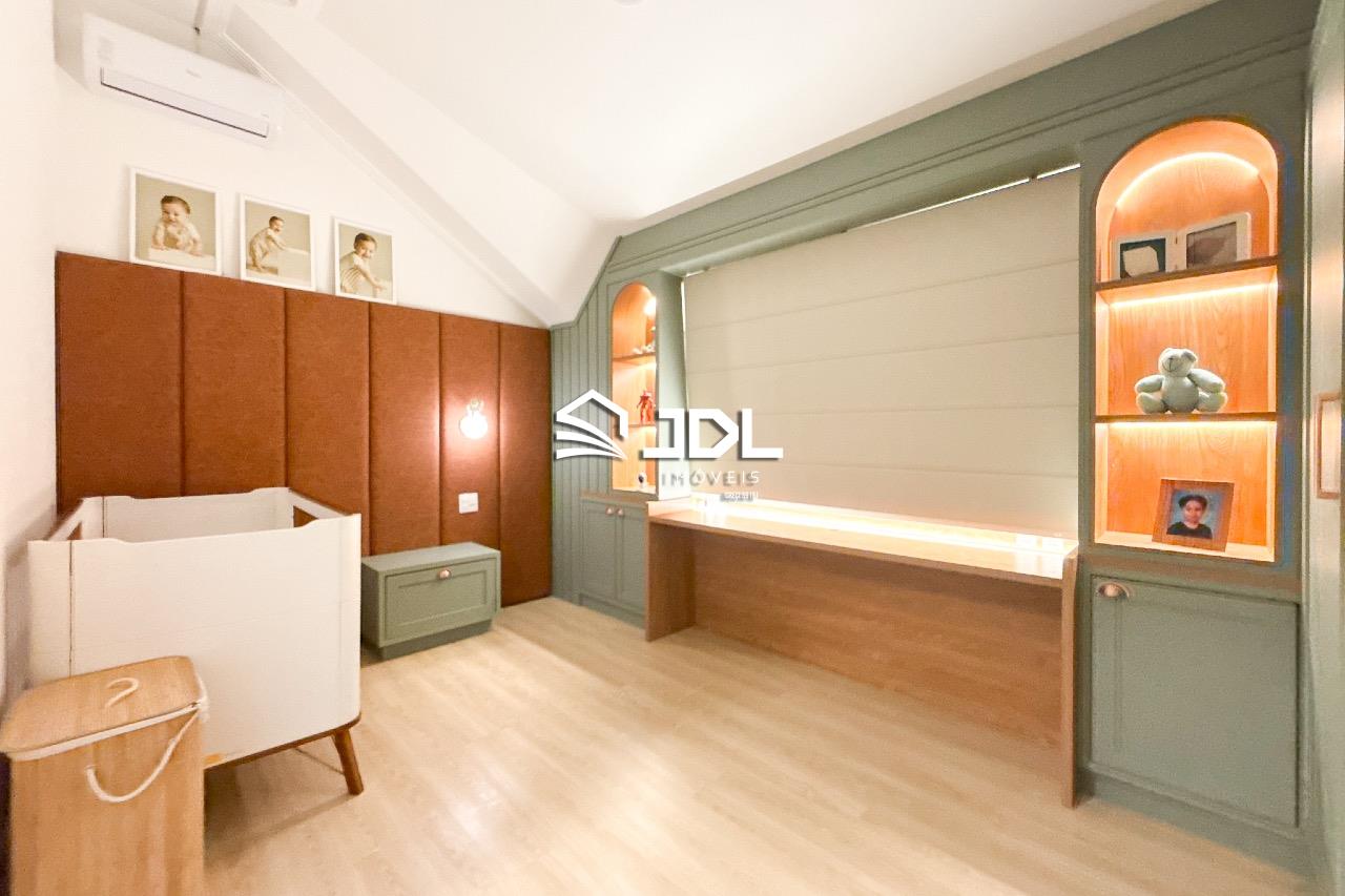 Casa à venda no bairro Velha: 