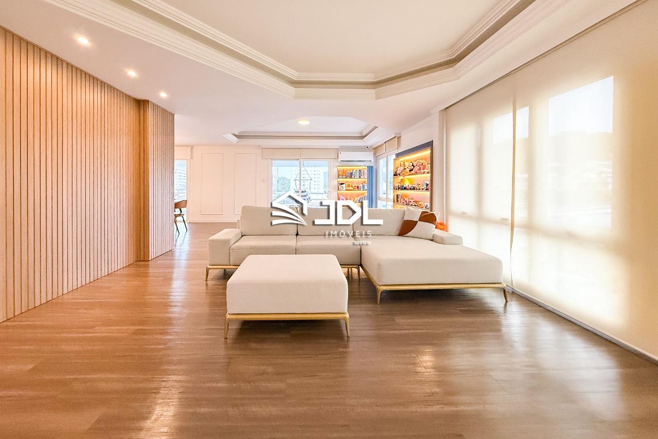 Casa à venda no bairro Velha: 