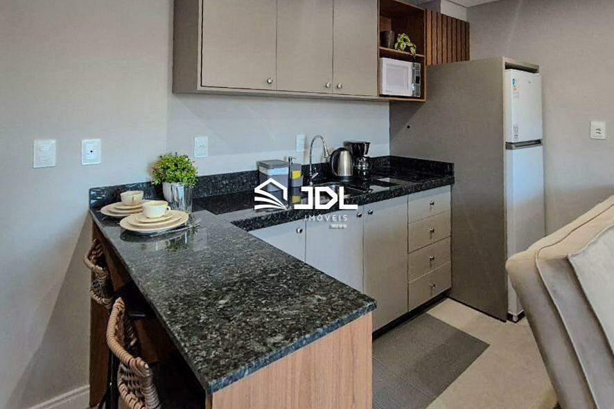 Apartamento à venda no bairro Velha: 