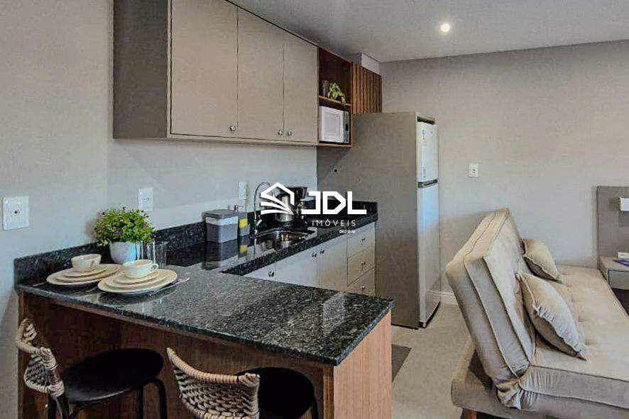 Apartamento à venda no bairro Velha: 