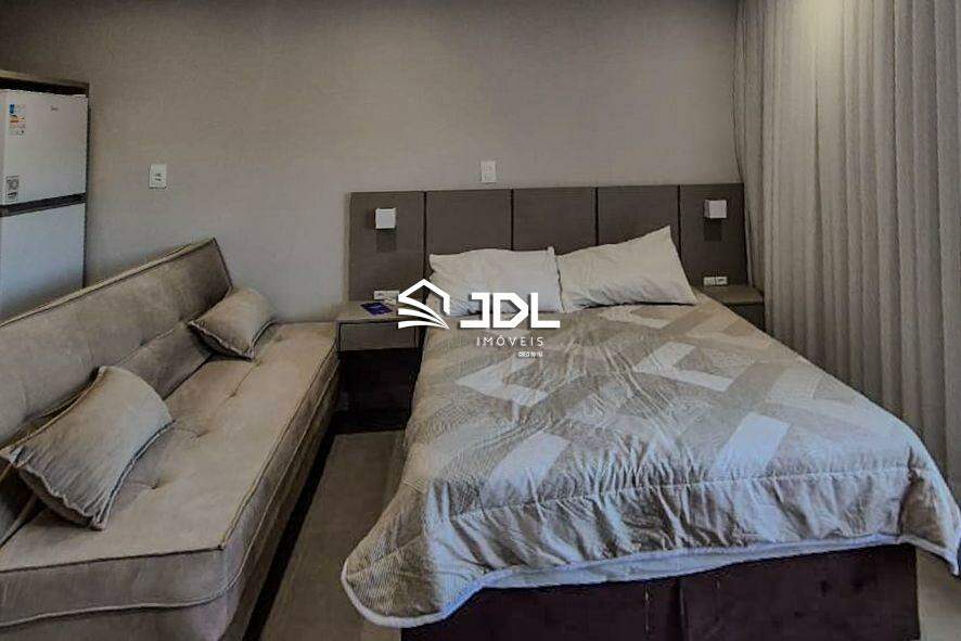 Apartamento à venda no bairro Velha: 