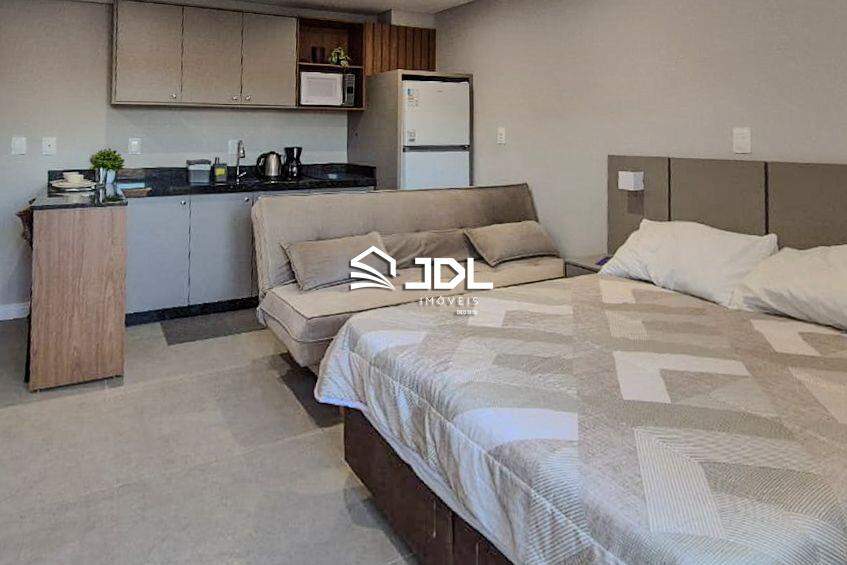 Apartamento à venda no bairro Velha: 