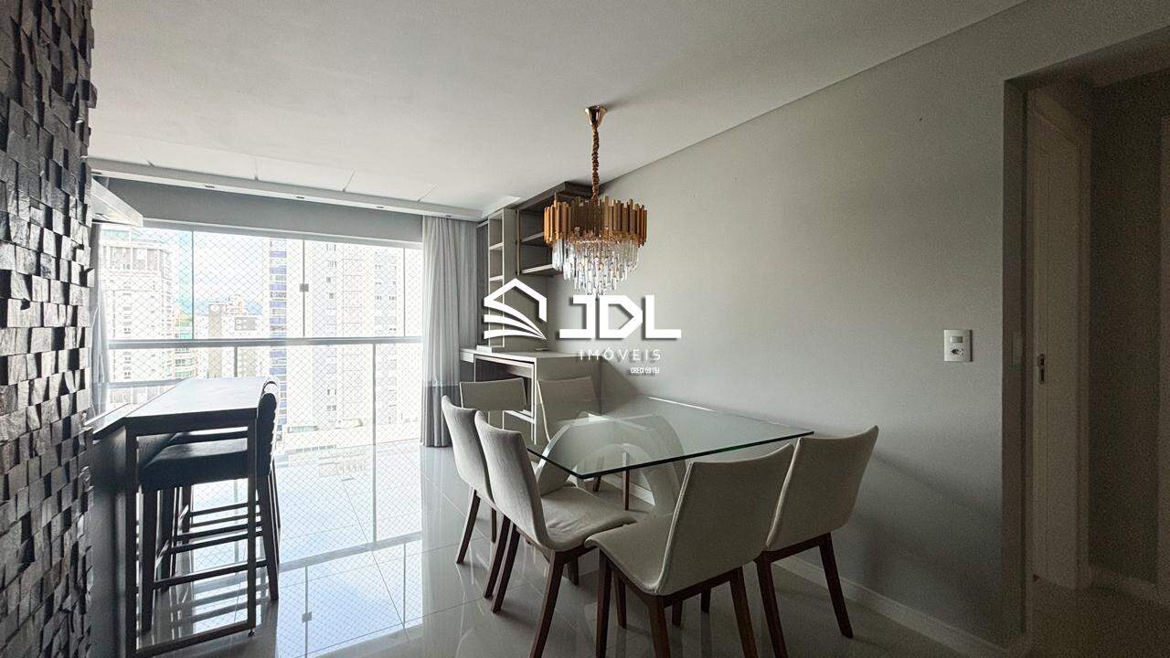 Apartamento à venda no bairro Vila Nova: