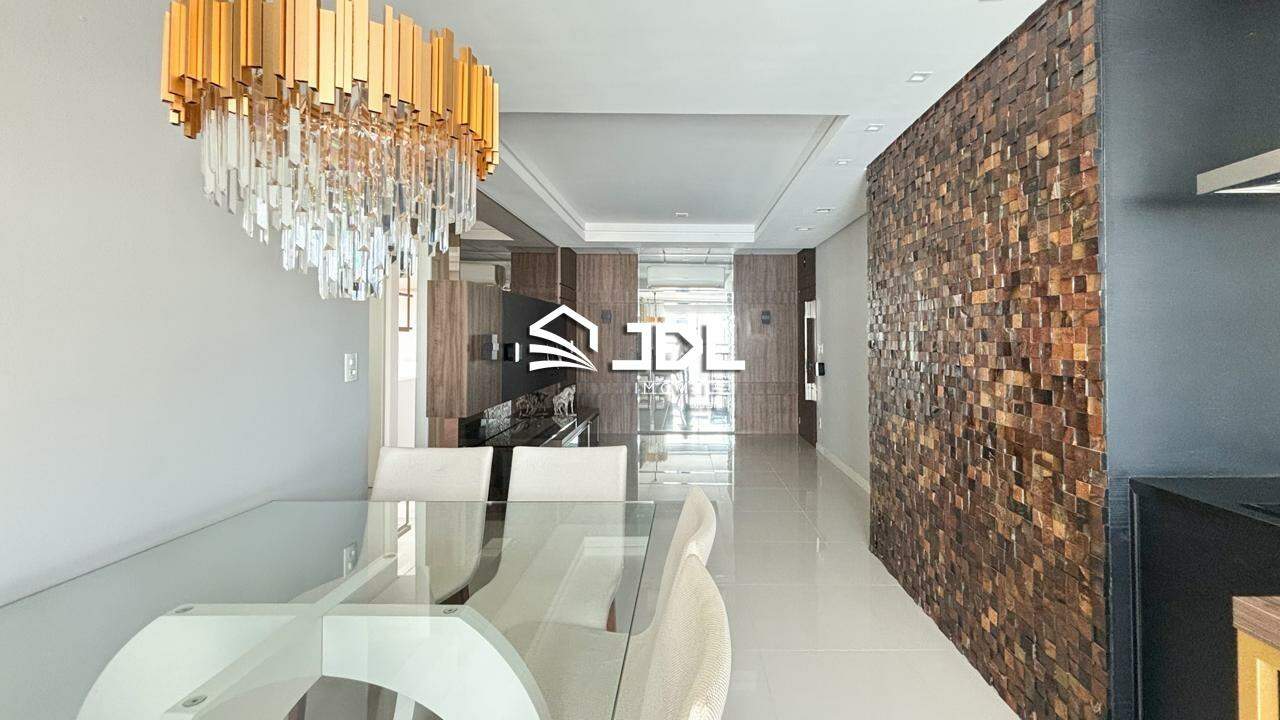 Apartamento à venda no bairro Vila Nova: