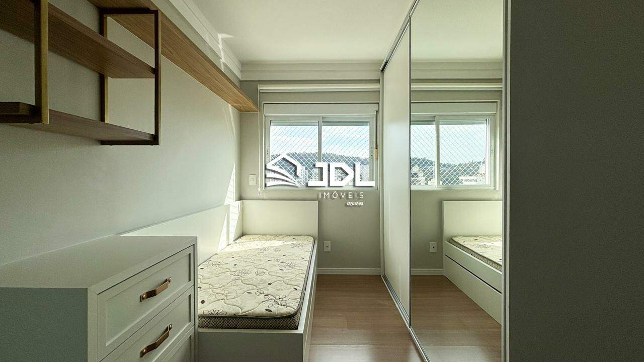 Apartamento à venda no bairro Vila Nova: