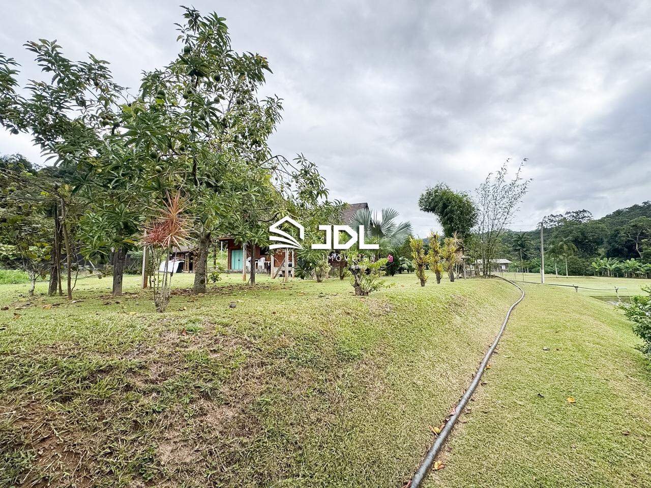 Sítio à venda no bairro Encano: 