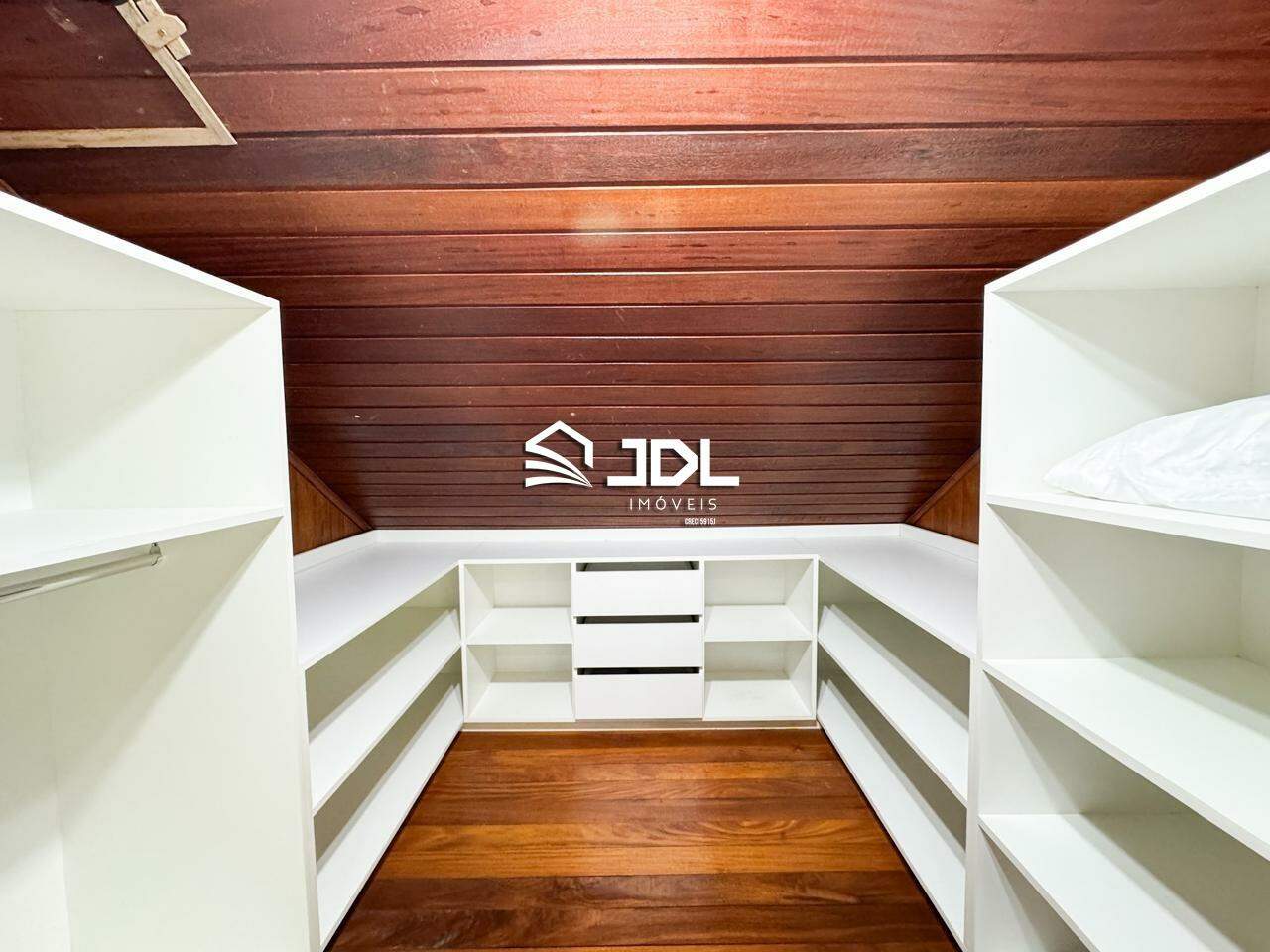 Sítio à venda no bairro Encano: 