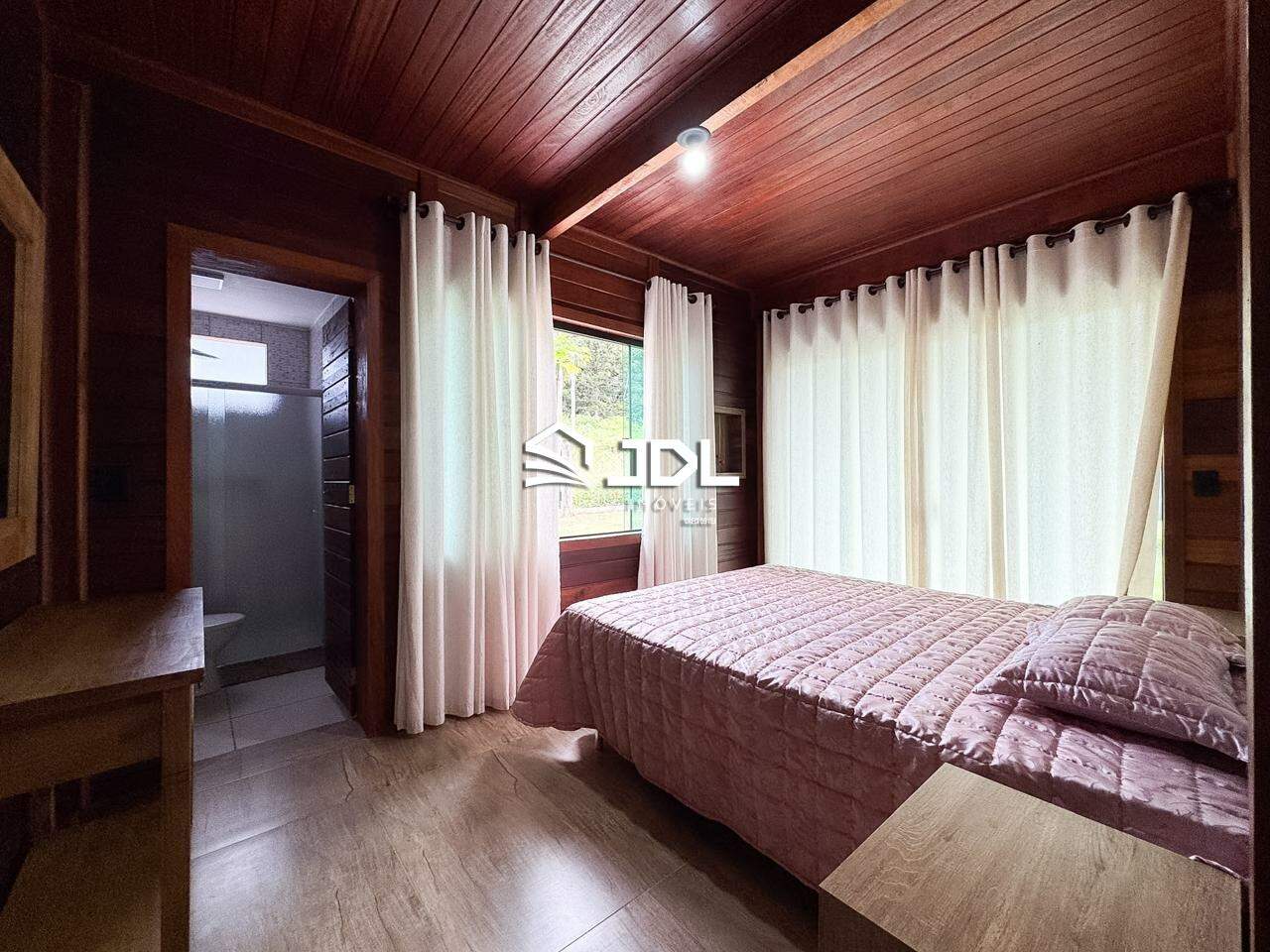 Sítio à venda no bairro Encano: 