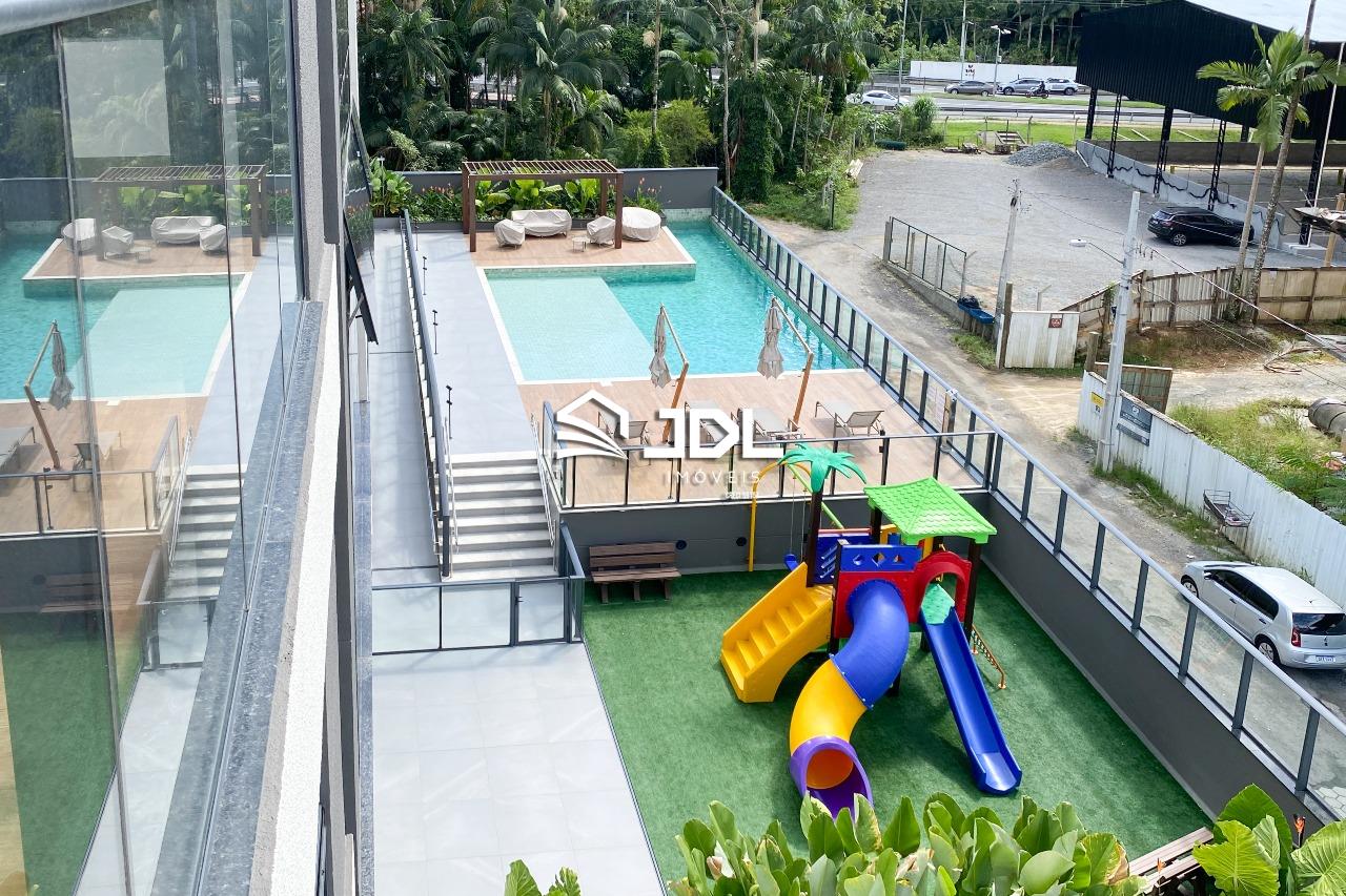 Apartamento à venda no bairro Velha: 