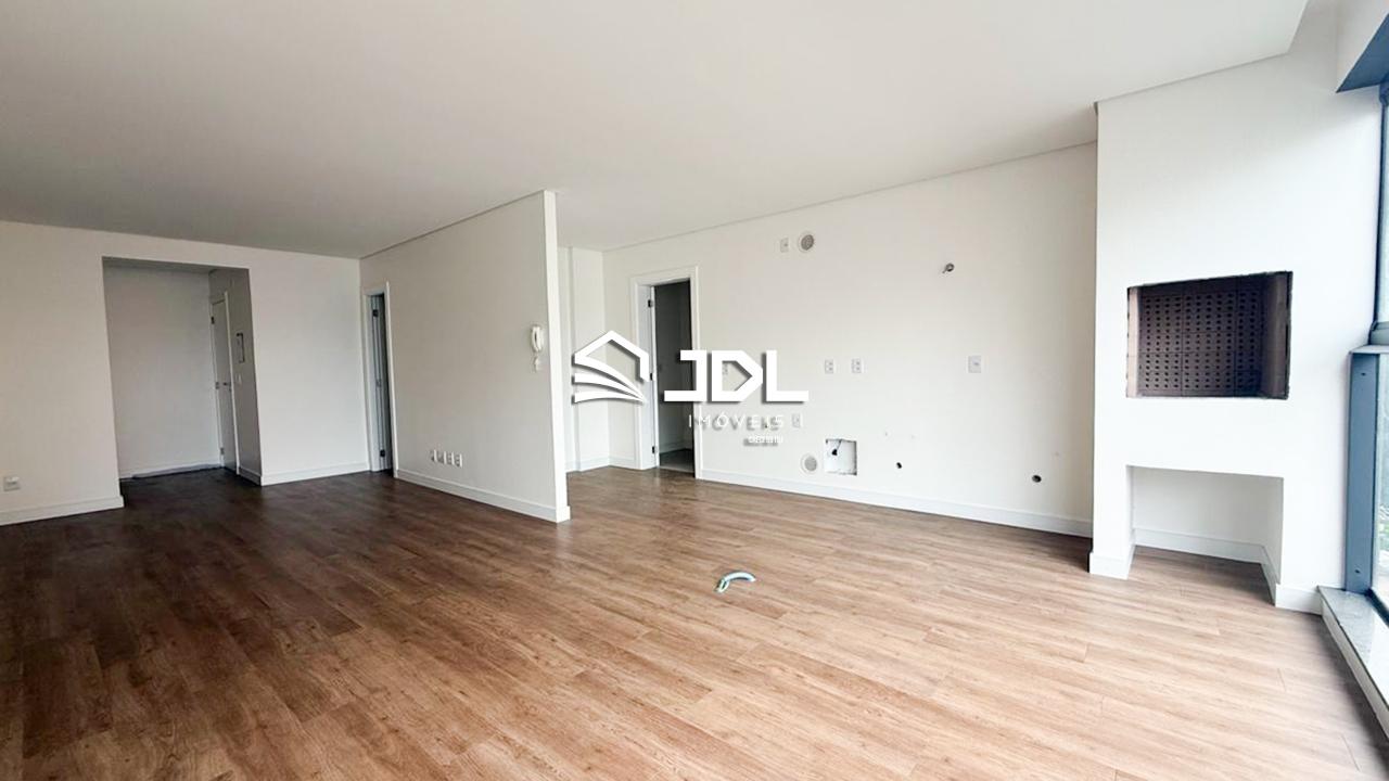 Apartamento à venda no bairro Velha: 