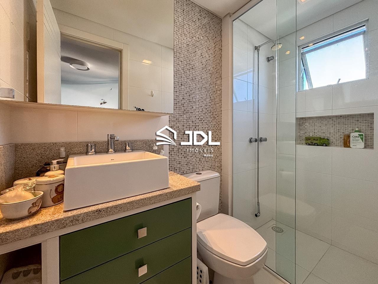 Apartamento à venda no bairro Vila Nova: 