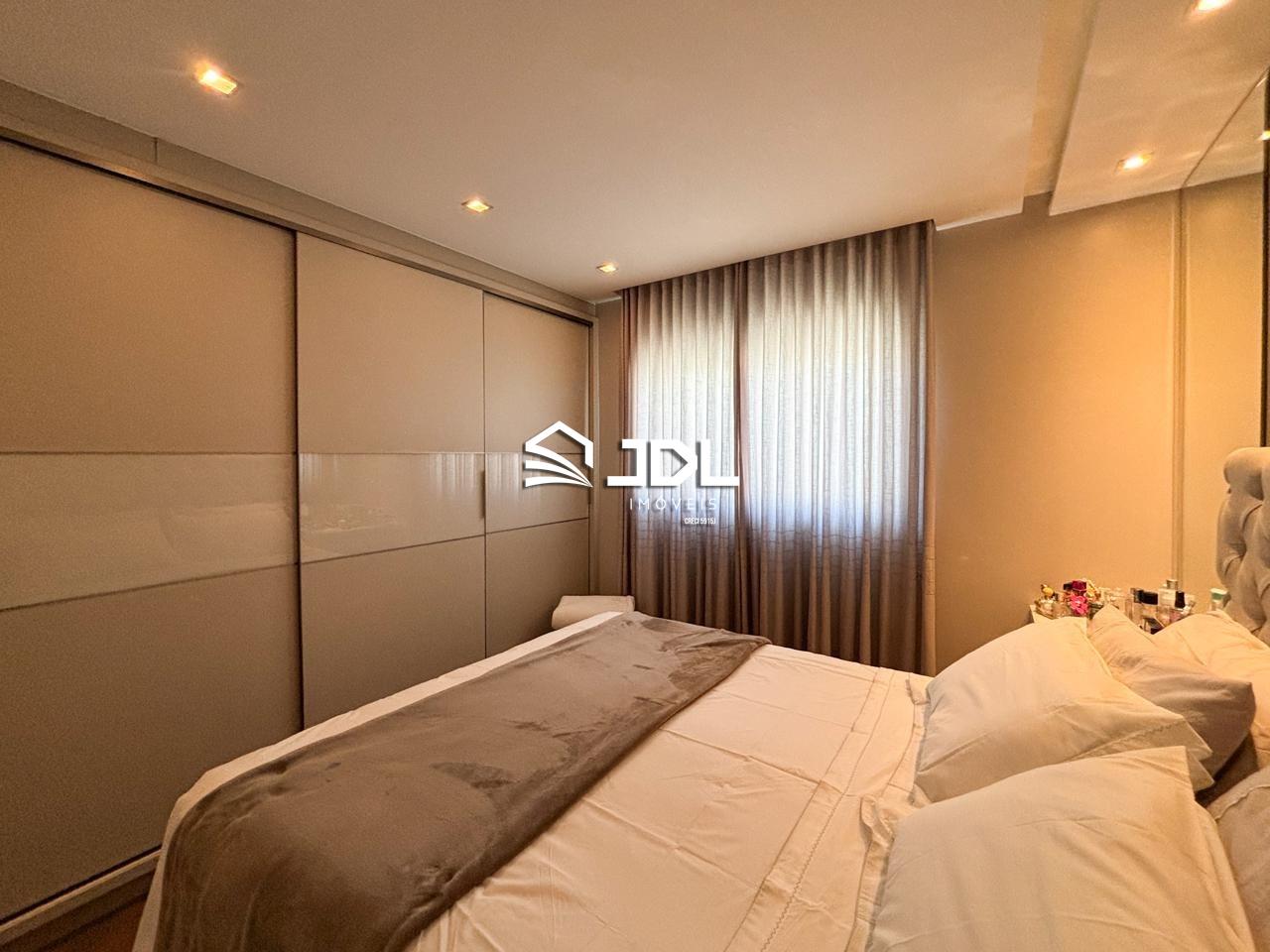 Apartamento à venda no bairro Vila Nova: 