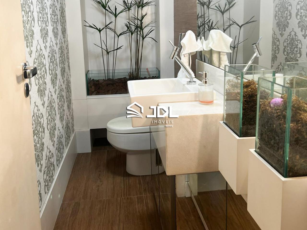 Apartamento à venda no bairro Velha: 