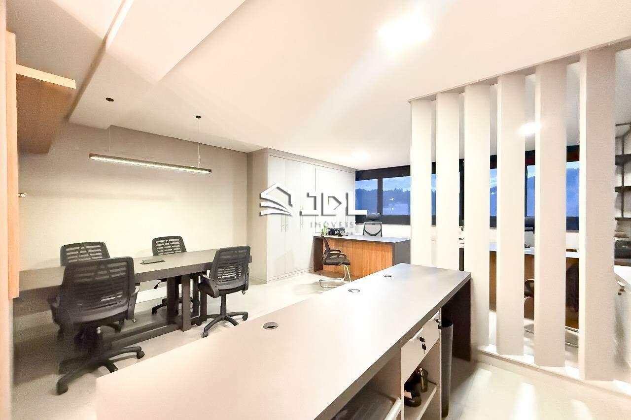 Sala à venda no bairro Itoupava Seca: 