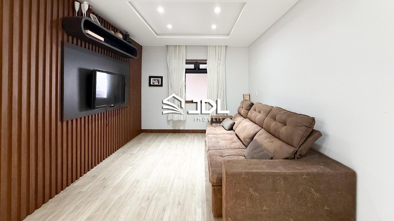 Casa à venda no bairro Velha: 