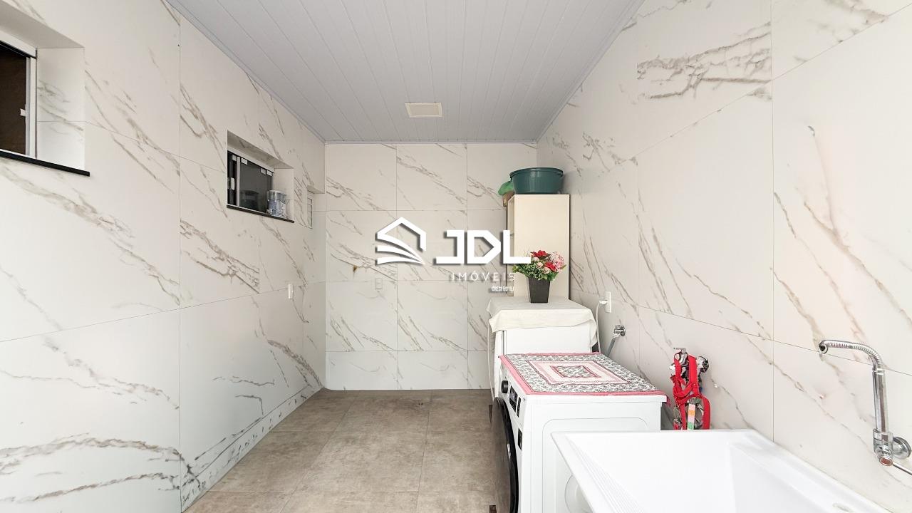 Casa à venda no bairro Velha: 