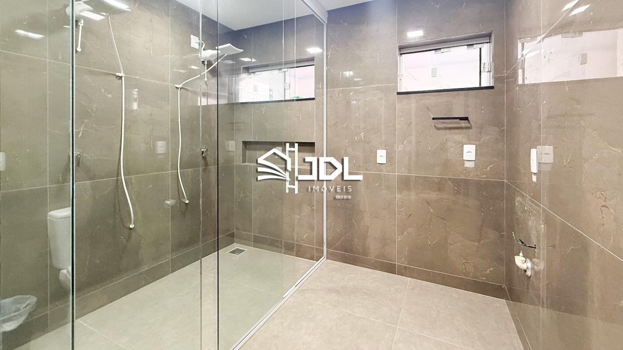 Casa à venda no bairro Velha: 