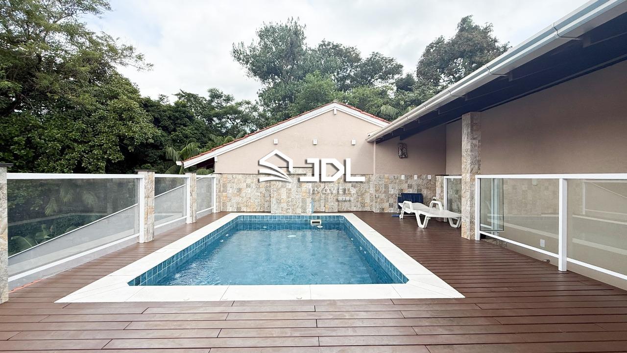 Casa à venda no bairro Velha: 