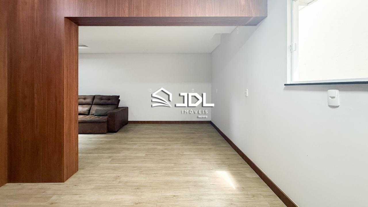 Casa à venda no bairro Velha: 