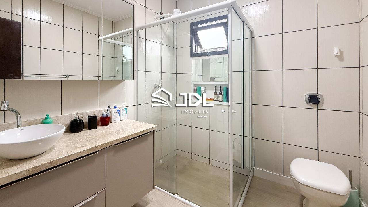 Casa à venda no bairro Velha: 