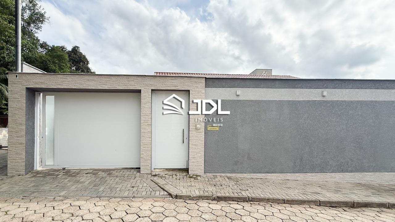 Casa à venda no bairro Velha: 