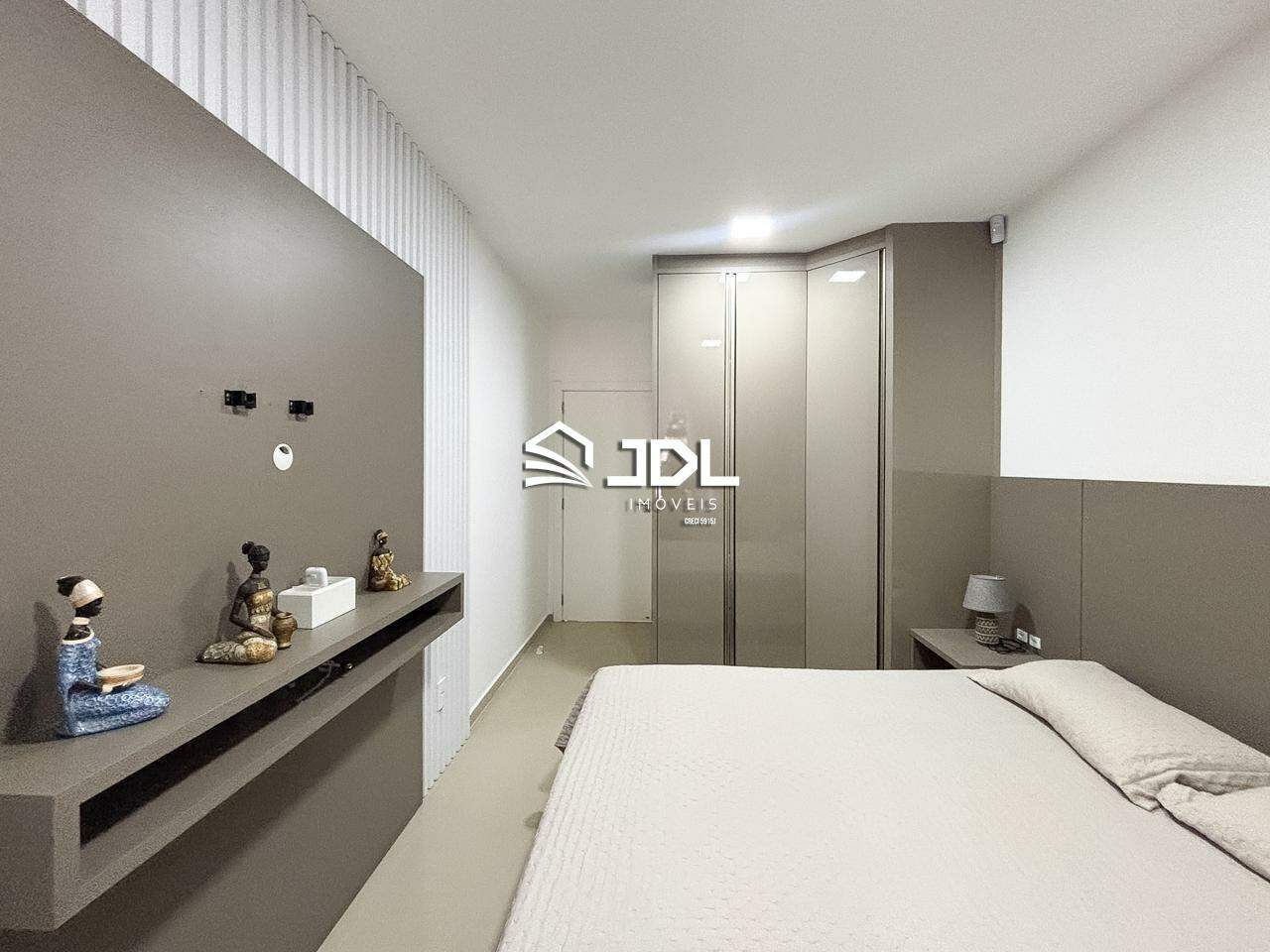 Casa à venda no bairro Velha: 