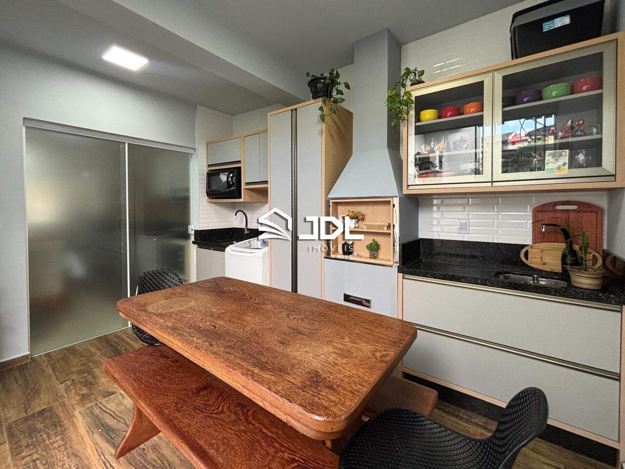 Casa à venda no bairro Velha: 