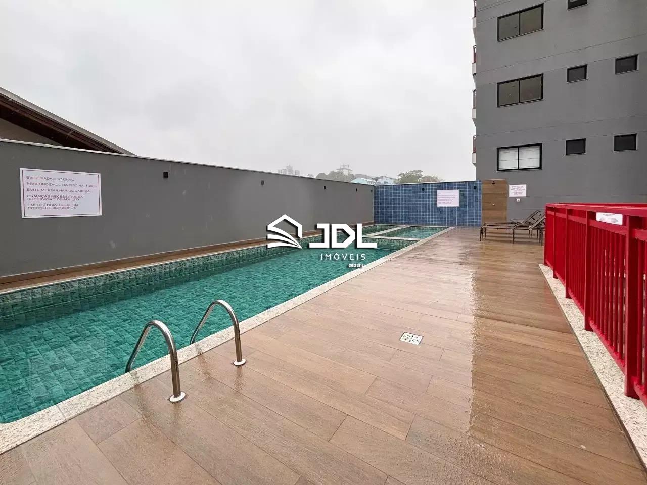 Apartamento à venda no bairro Velha: 