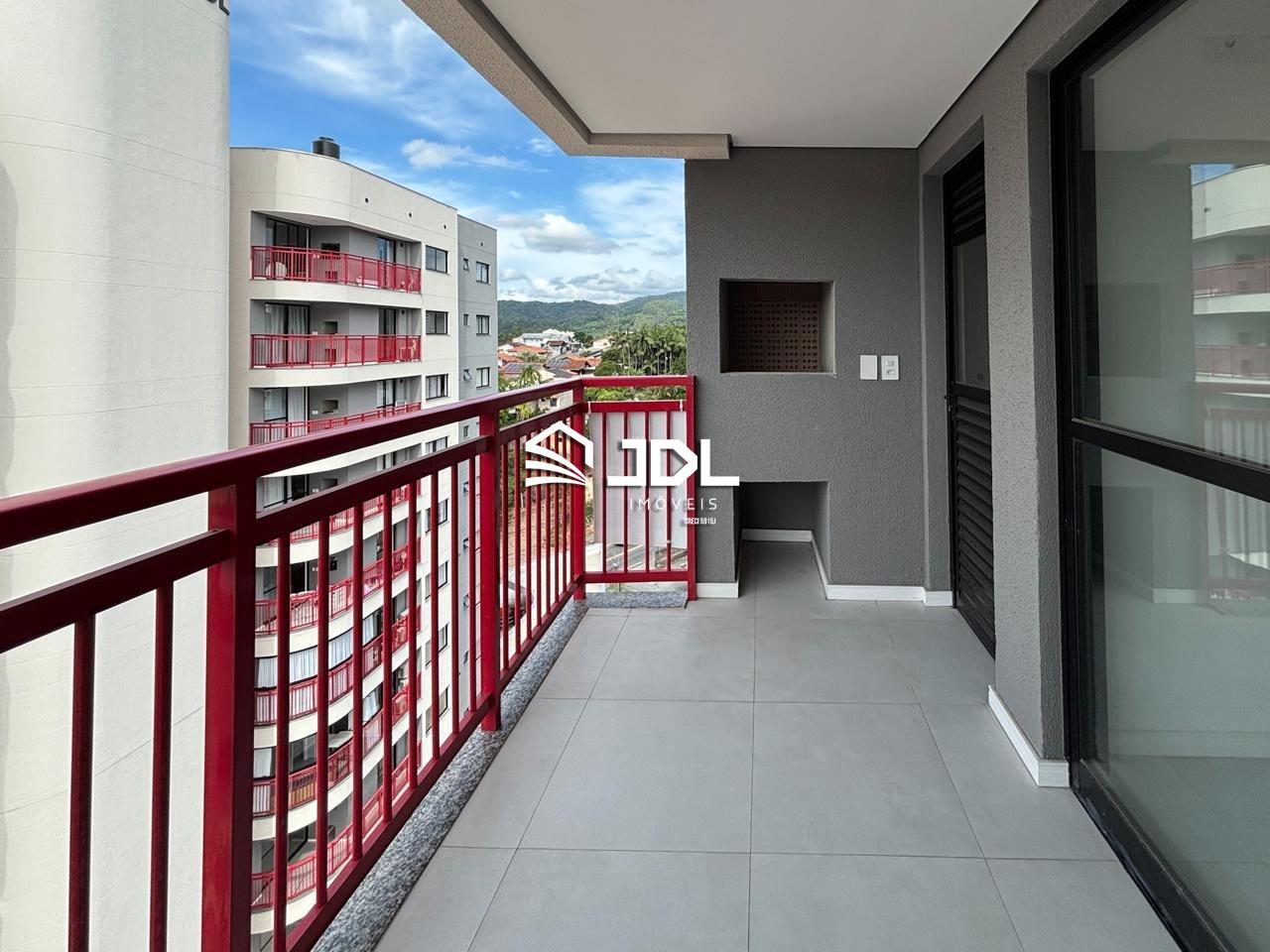 Apartamento à venda no bairro Velha: 