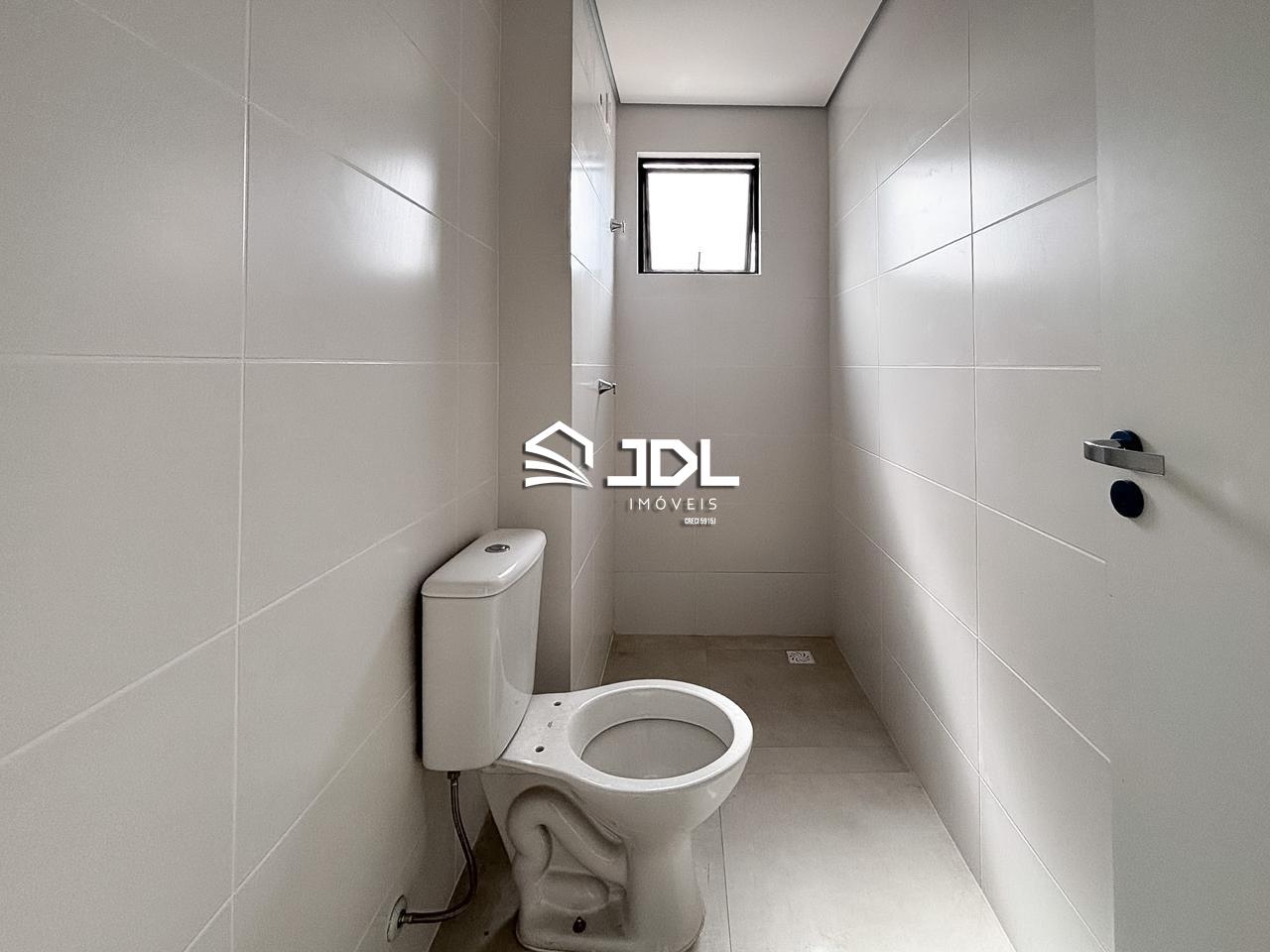 Apartamento à venda no bairro Velha: 