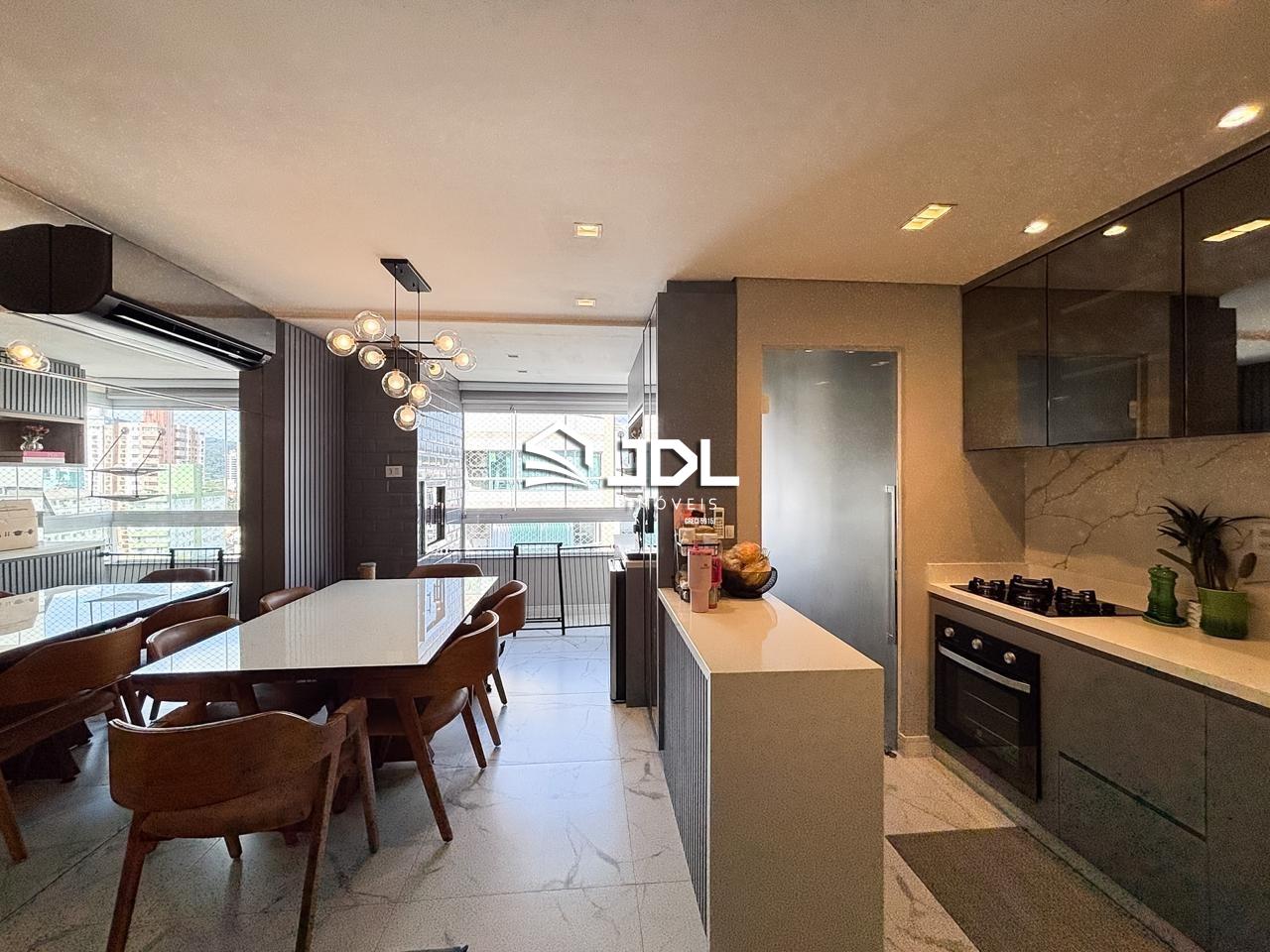 Apartamento à venda no bairro Vila Nova: 