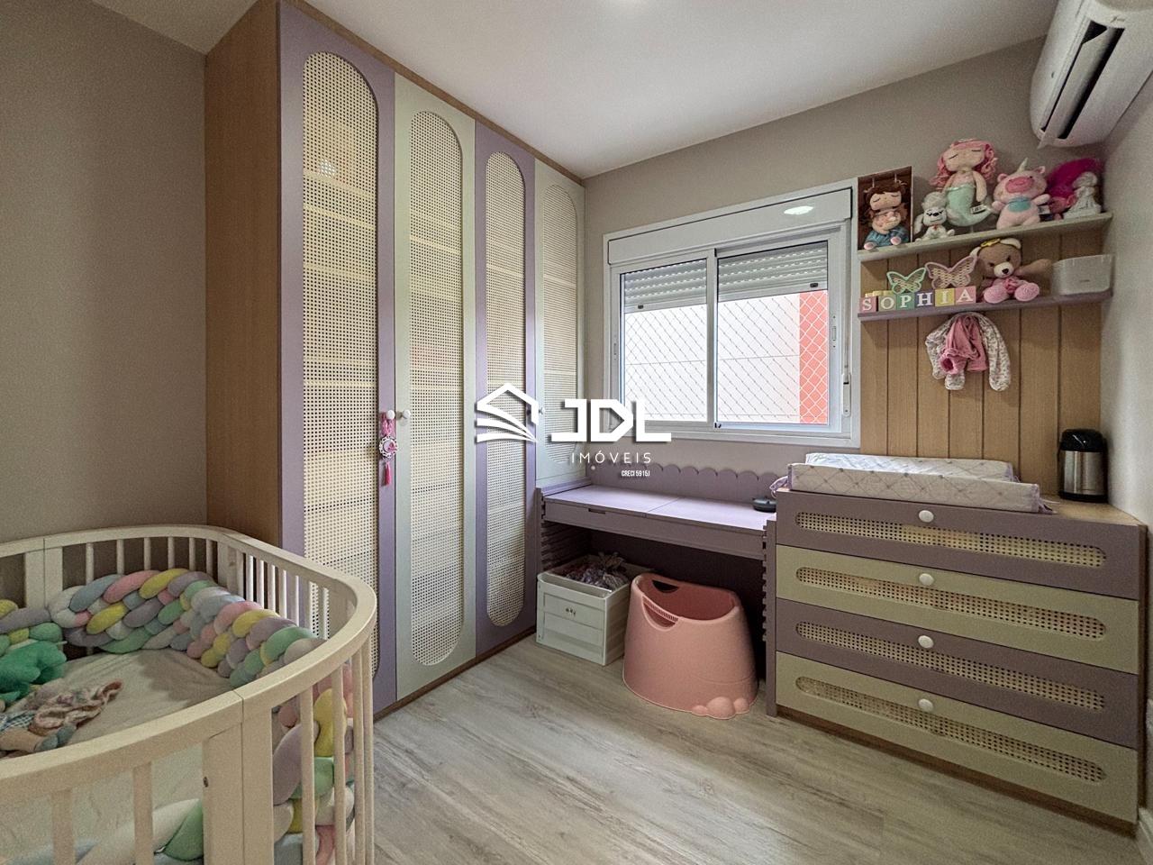 Apartamento à venda no bairro Vila Nova: 