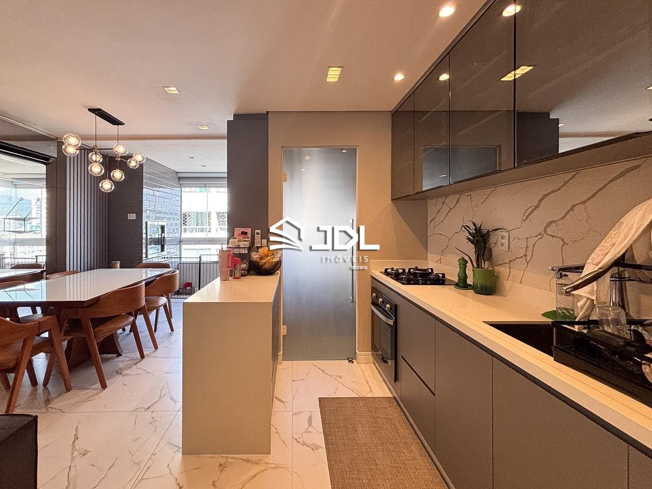 Apartamento à venda no bairro Vila Nova: 