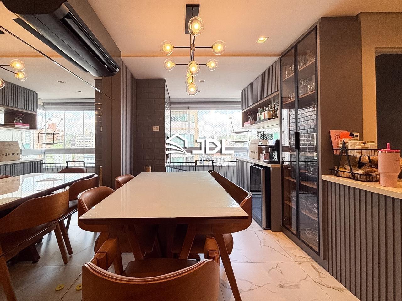 Apartamento à venda no bairro Vila Nova: 