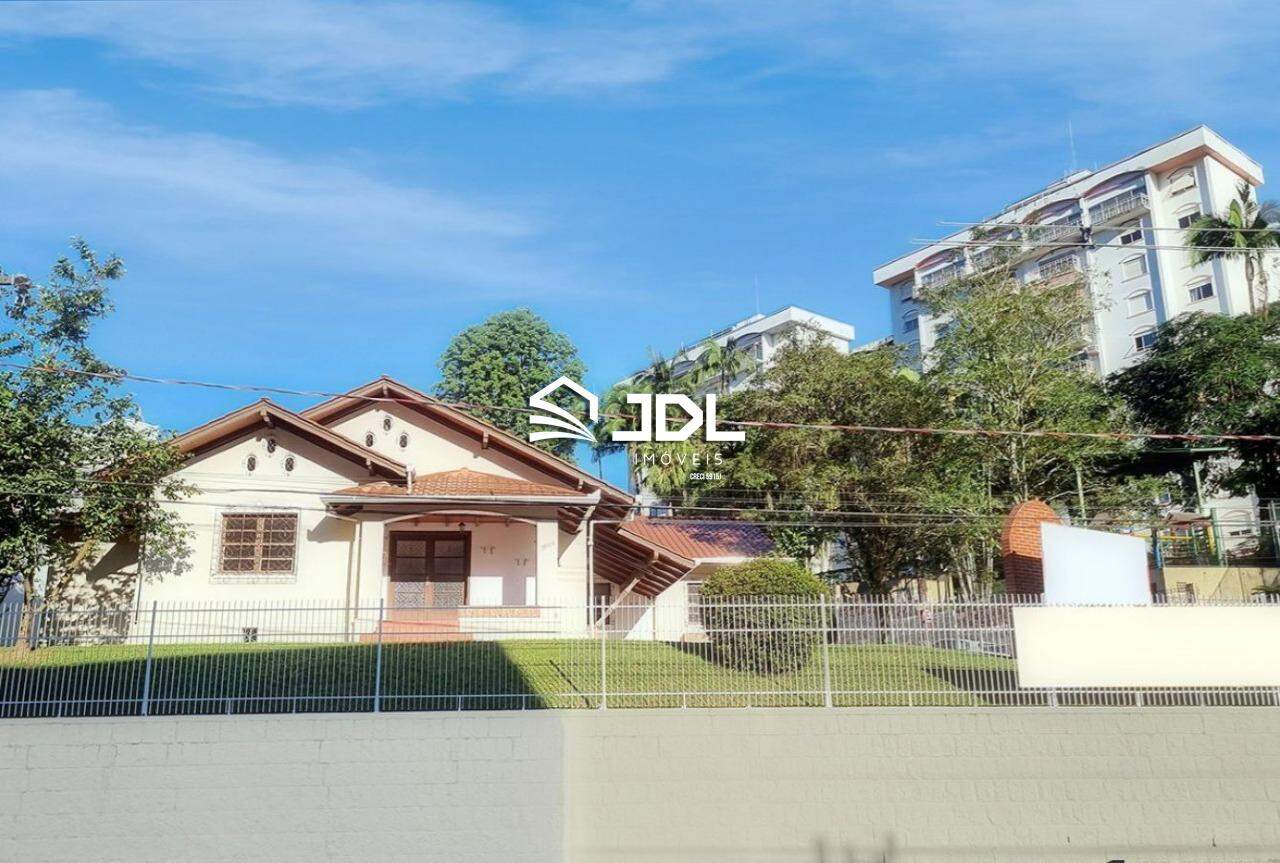 Casa à venda no bairro Garcia: 