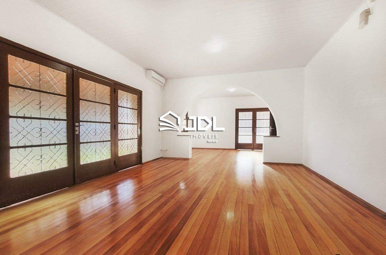 Casa à venda no bairro Garcia: