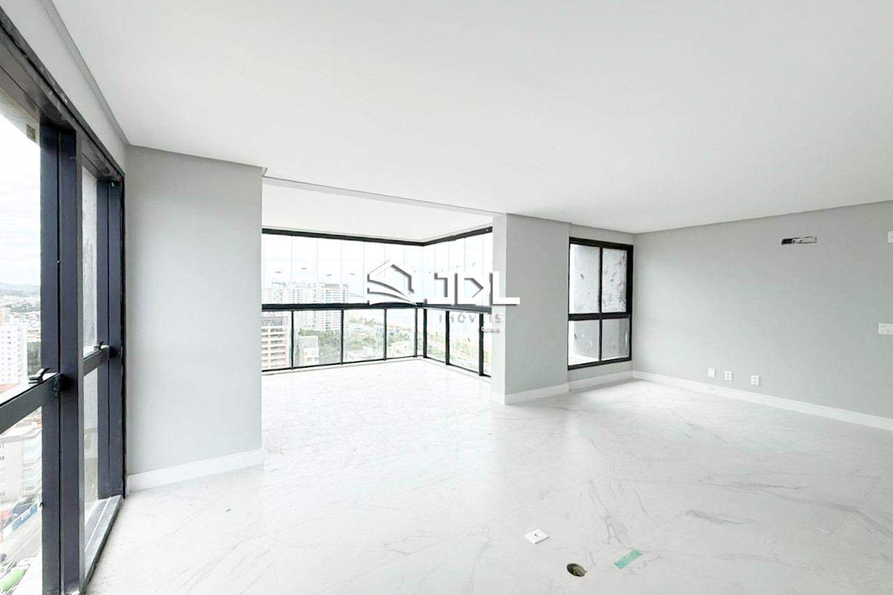 Apartamento à venda no bairro Itacolomi: 