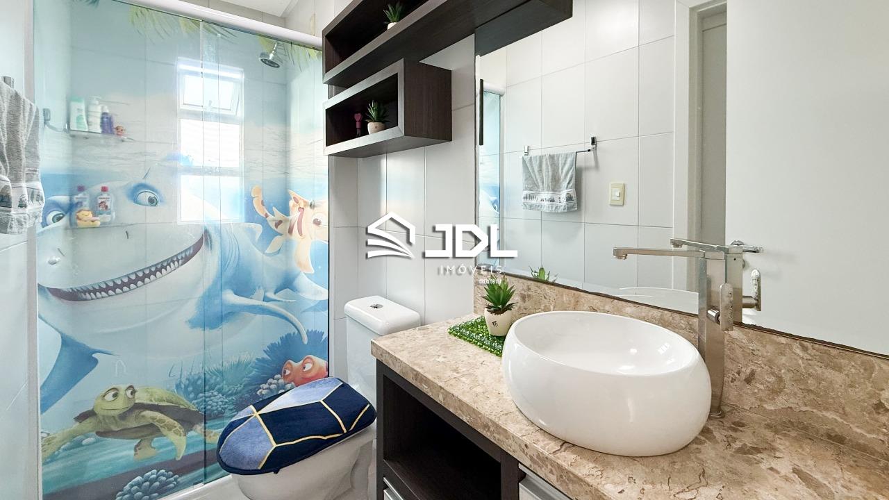 Apartamento à venda no bairro Velha: 