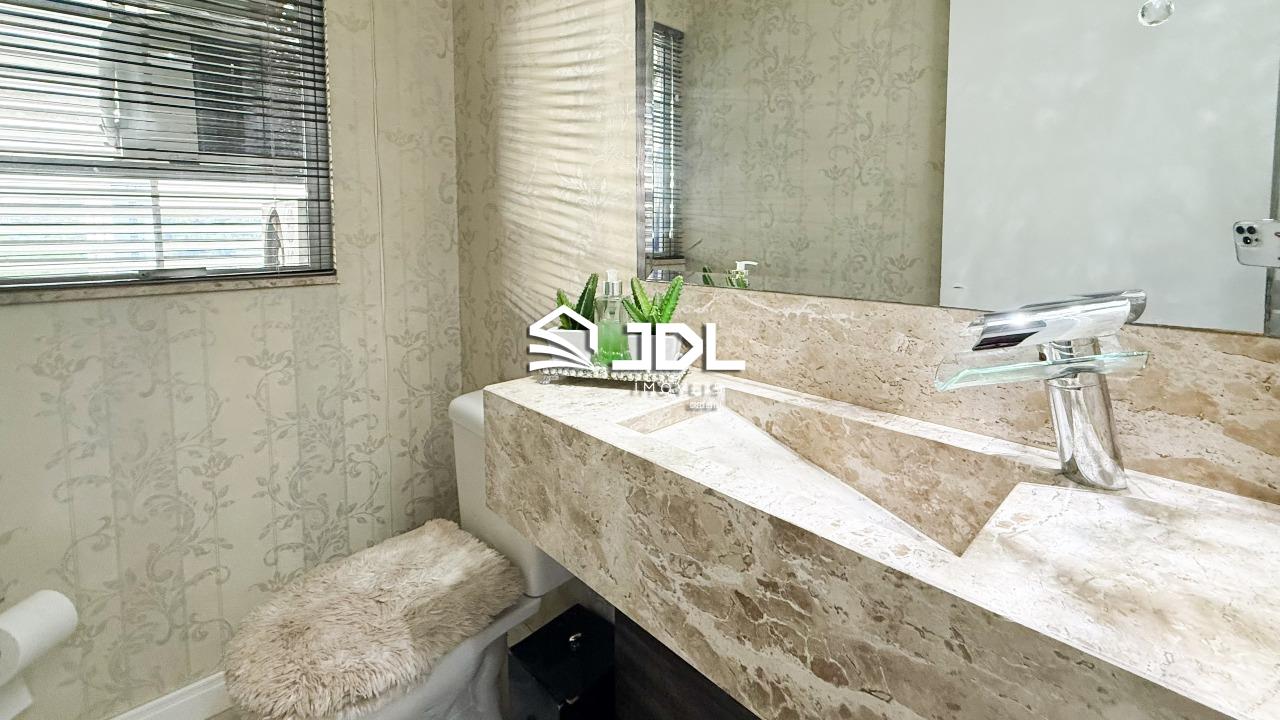 Apartamento à venda no bairro Velha: 