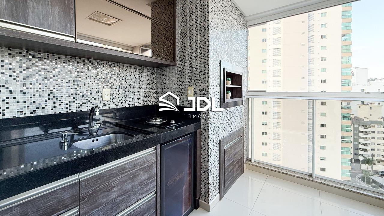 Apartamento à venda no bairro Velha: 